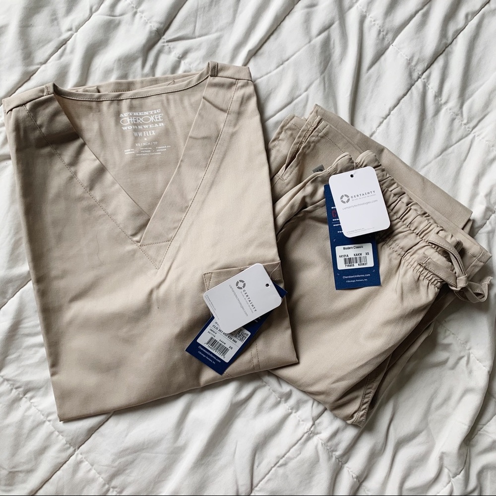 Cherokee scrub set